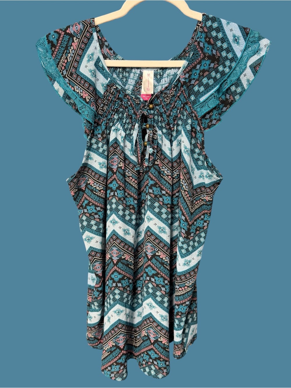 No boundaries junior size 19 XXL sleeveless smocked blouse teal pink Boho lace